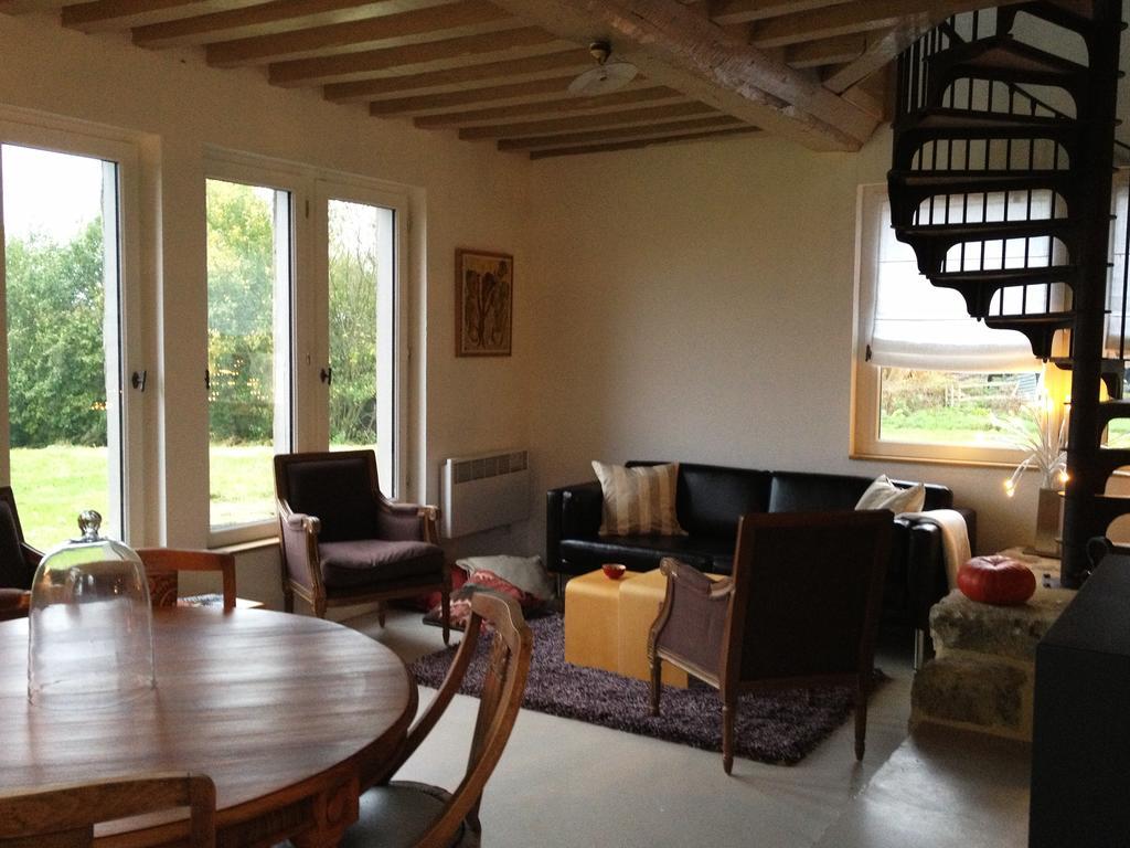 L'Oisellerie Cottages Le Renouard ภายนอก รูปภาพ